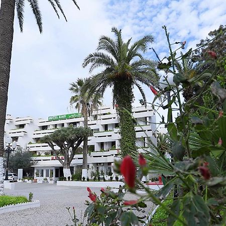 Rais Hotel Algiers Exterior foto